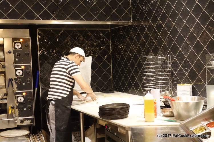 Pizziaolo kitchen space