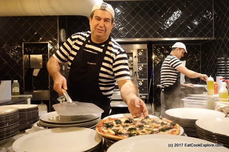 Pizziaolo kitchen space