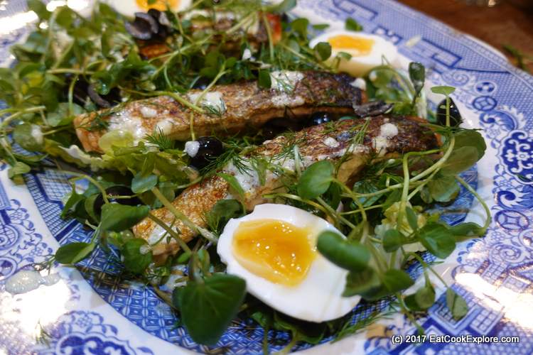Almost Nicoise Salad: Pan fried salmon and egg salad 3 The Almost Nicoise Salad: Pan fried salmon salad