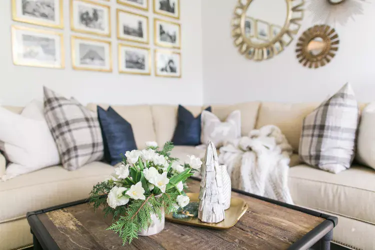 6-2 6-2 festive home decor ideas 7 Festive Home Decor Ideas That Don’t Scream “Holiday” 6 2