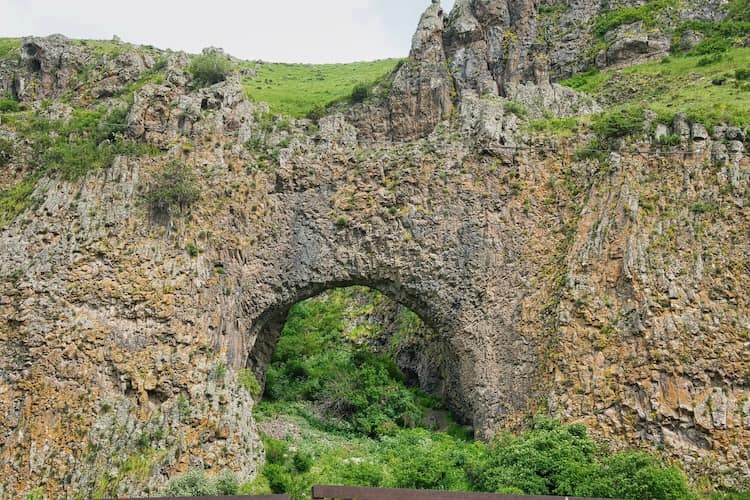 Natürliches Felsentor