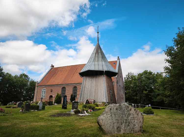 St. Laurentius Kirche am Erlebnispfad Fahretoft