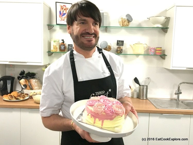 Tesco Finest Eric Lanlard #cakefitforaqueen