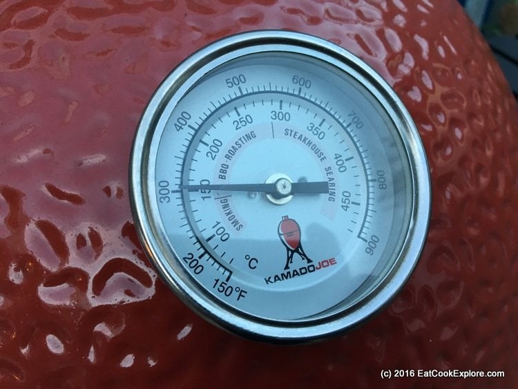 Temperature control on the Komodo Joe Temperature control on the Komodo Joe