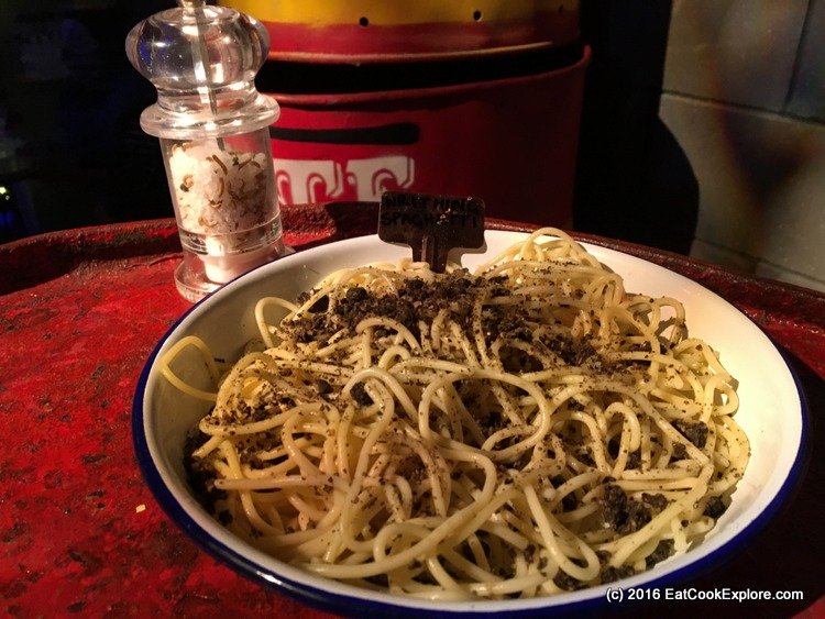 Wormy spaghetti Wormy spaghetti