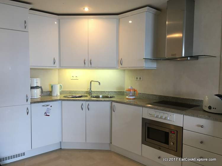 Fully equipped kitchens Gran Anfi