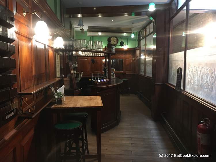 Simpsons Tavern The oldest Chop House in The City
