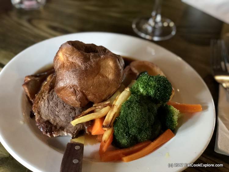 Roast Beef and Yorkshire Pudding Best Sunday Lunch London