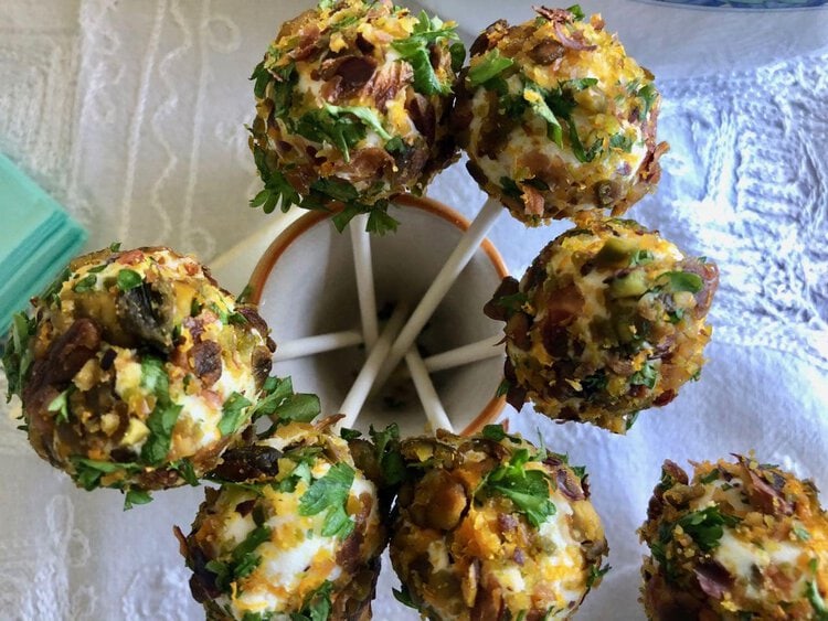 geitenkaaslollies met pistachecrumble