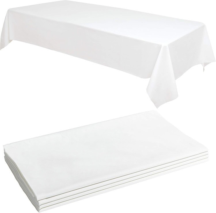 White disposable tissue tablecloths