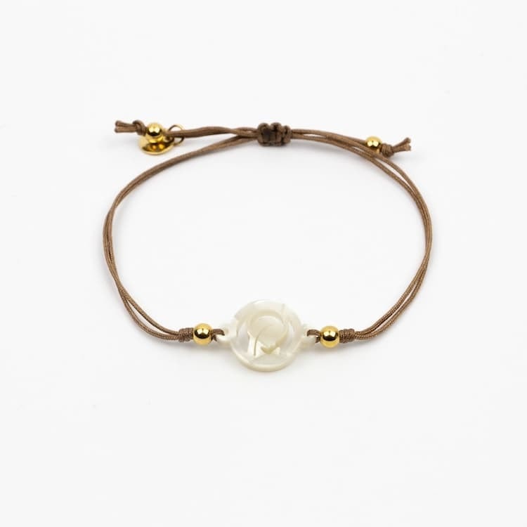 virgen nina pulsera cubitos arena