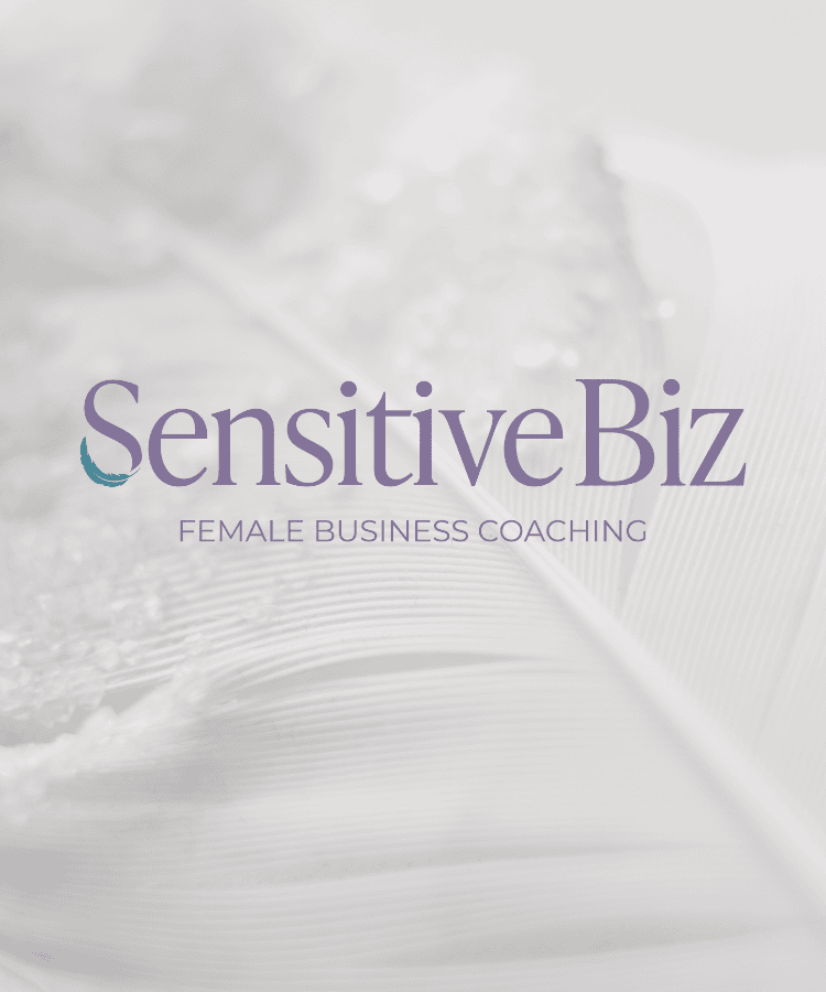 businesscoaching-fuer-hochsensible-selbstaendige-frauen-marketing-vertrieb-business-strategie-work-life-balance-energie-sensitivebiz-janine-huenten SensitiveBiz ist ein Coaching-Programm für hochsensible selbständige Frauen. Female Entrepreneurship. Female Business