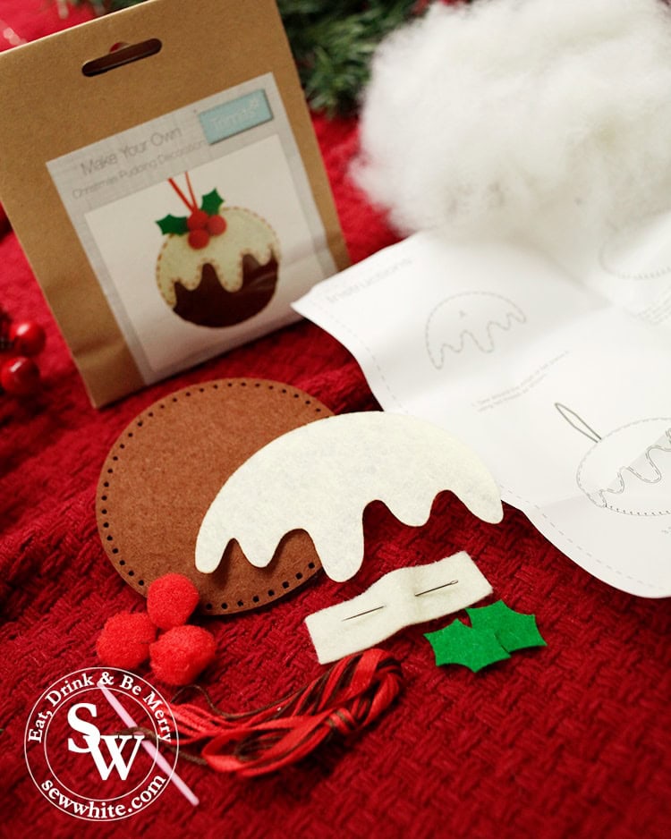 Christmas pudding felt decorations in the top 5 Craft Gifts for Christmas