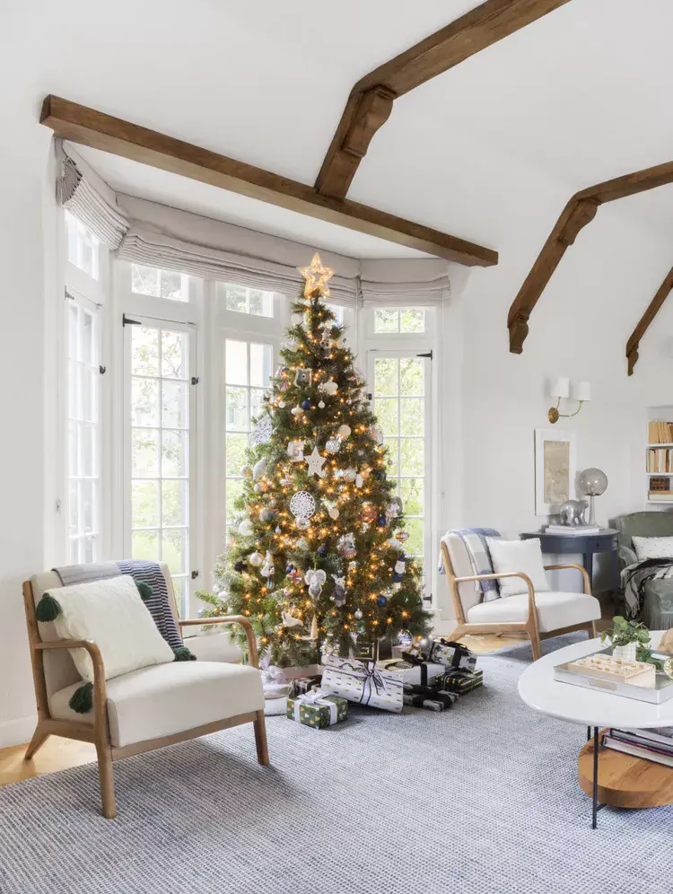 5-2 5-2 festive home decor ideas 7 Festive Home Decor Ideas That Don’t Scream “Holiday” 5 2