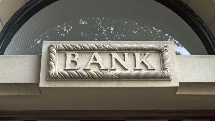 KNF: zysk netto sektora bankowego spadł o 49 proc. rdr w okresie styczeń – październik 2020 r.