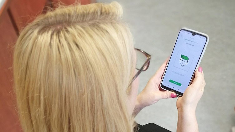 ESBANK Bank Spółdzielczy: konto na selfie to dla nas szansa ESBANK Bank Spółdzielczy: konto na selfie to dla nas szansa