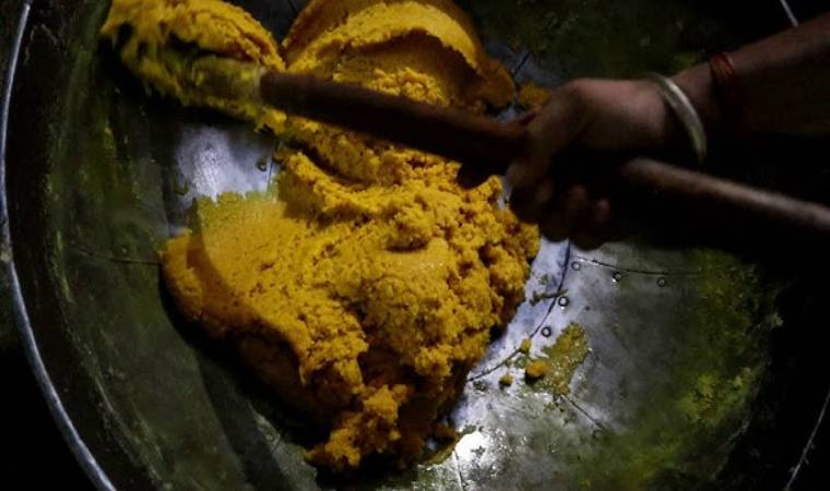 घोटुआ मिठाई