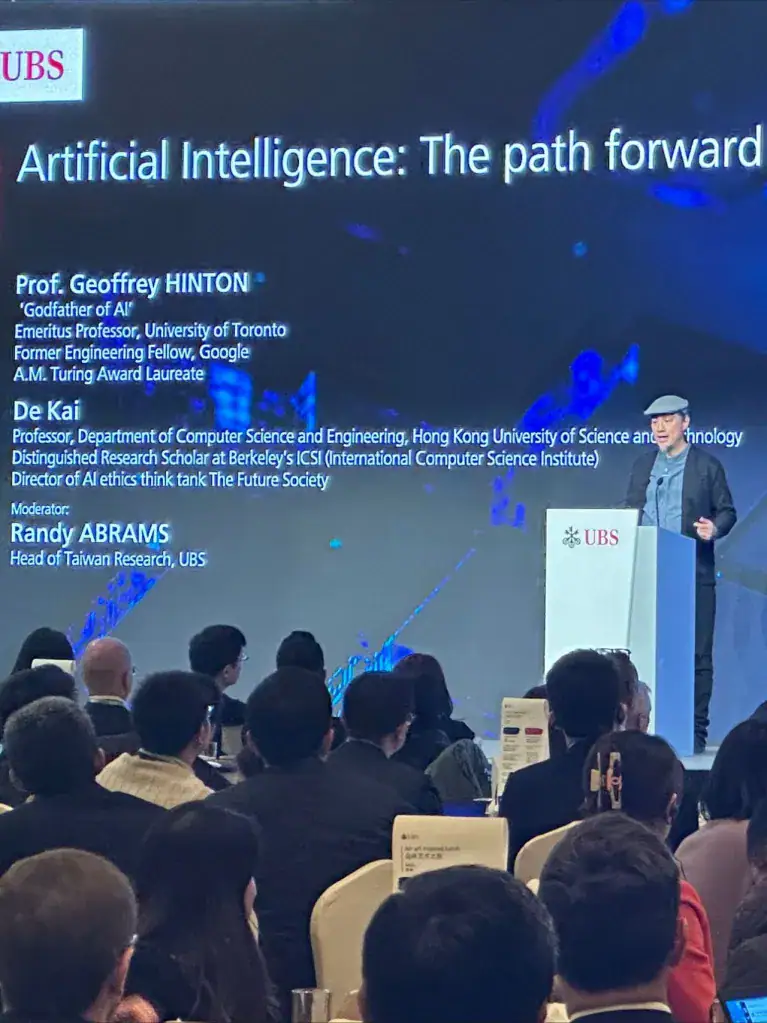 De Kai delivering keynote on AI and its ethics