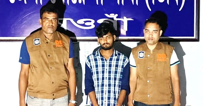 নেশার ছোবলে পিতৃহত্যা: বাবাকে পিটিয়ে হত্যার পর পালিয়ে বেড়ানো ছেলে সুমন ডিবির জালে