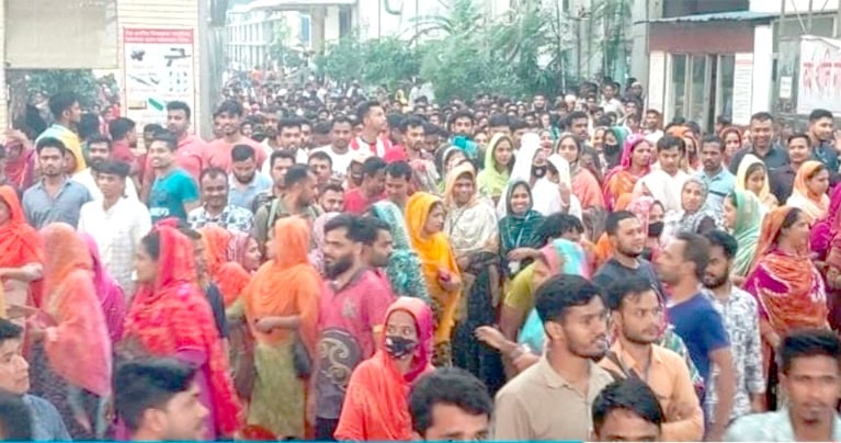 তুসুকা গ্রুপের শ্রমিকদের বিক্ষোভ ও কর্মবিরতি