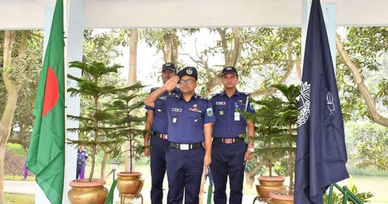 নওগাঁ জেলা পুলিশের বিভাগীয় পদোন্নতি প্যারেড ও পরীক্ষা অনুষ্ঠিত