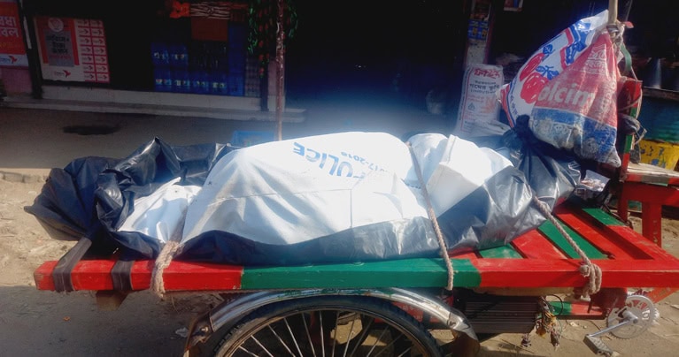 জাজিরায় পদ্মানদীতে ভেসে আসলো অজ্ঞাত নারীর অর্ধগলিত লাশ