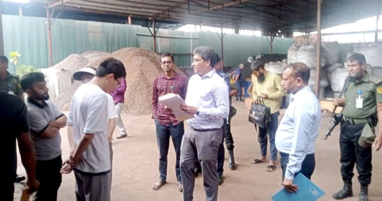 শ্রীপুরে সিসা তৈরির কারখানা সিলগালা, ২ লাখ টাকা জরিমানা