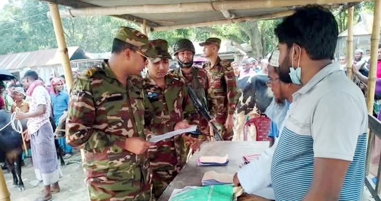 কুড়িগ্রামকে চাঁদাবাজমুক্ত করতে মাঠে সেনাবাহিনী: টহল, নজরদারি ও জনসচেতনতায় জোর