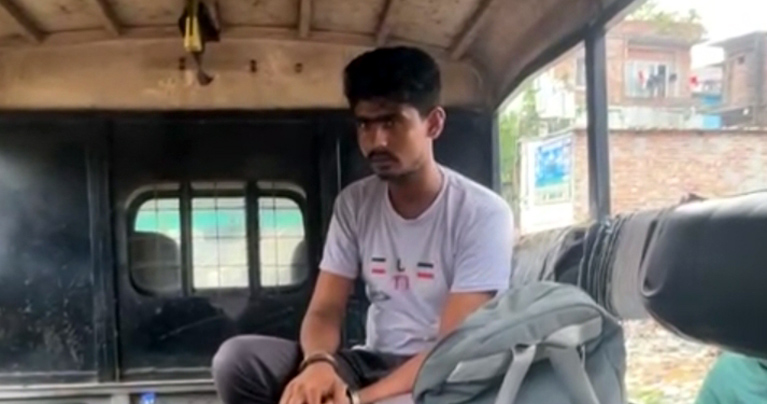 কেরানীগঞ্জে গৃহবধূর রহস্যজনক মৃত্যু: স্বামী দাবি করছেন আত্মহত্যা, স্বজনদের অভিযোগ হত্যাকাণ্ড