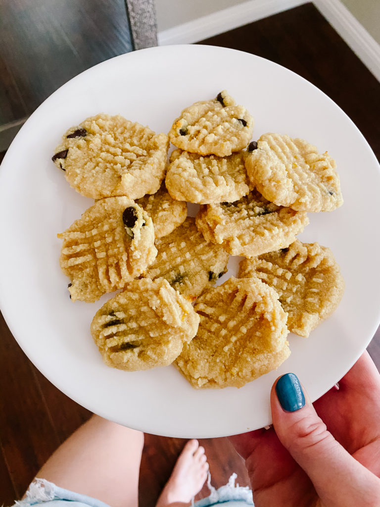 Chocolate chip lemon cookies