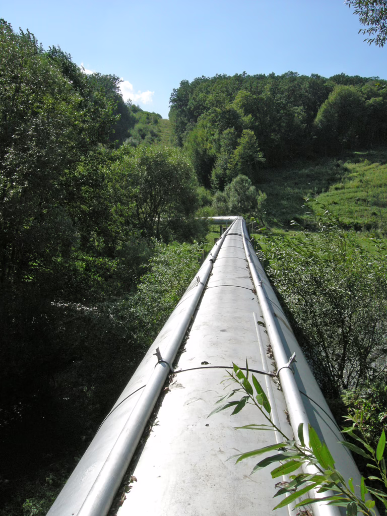 Бучацький_район_-_Газопровід_через_Стрипу_на_околиці_Ліщанців_-_10081913