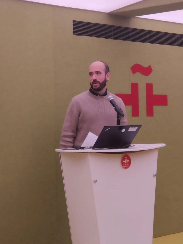 Alvaro presenting