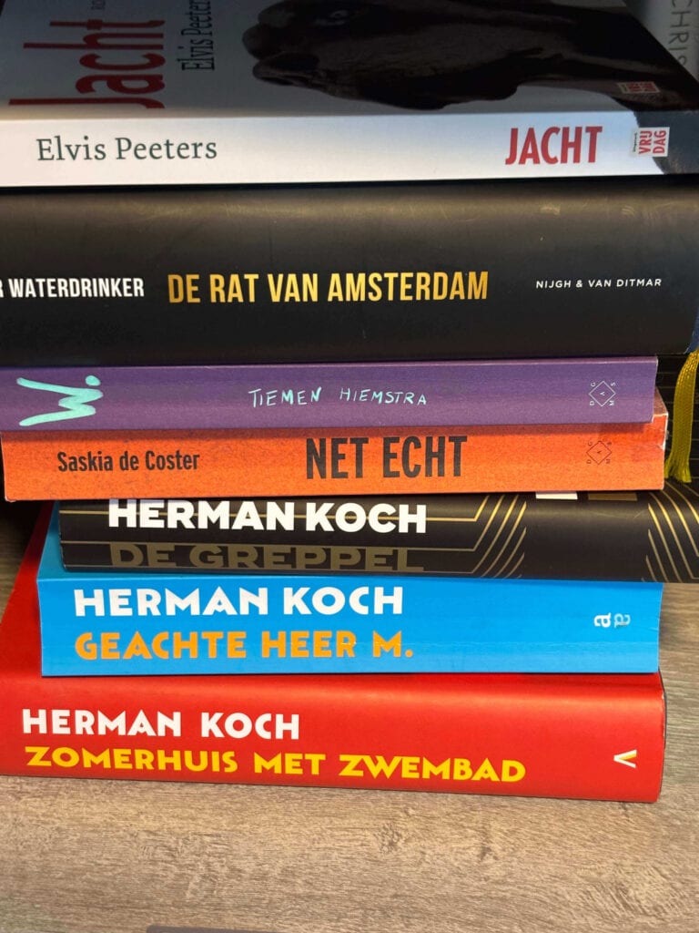Selectie boeken te koop: onder meer van Herman Koch, Saskia De Coster en Elvis Peeters — boekverkoop Gent, 7 juni 2026