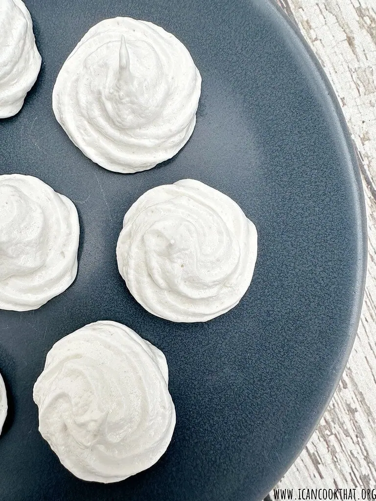 Easy Meringue Cookies