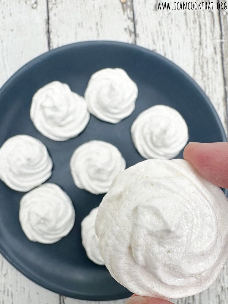 Easy Meringue Cookies