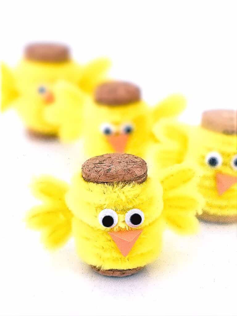 pipe cleaner and cork chicks