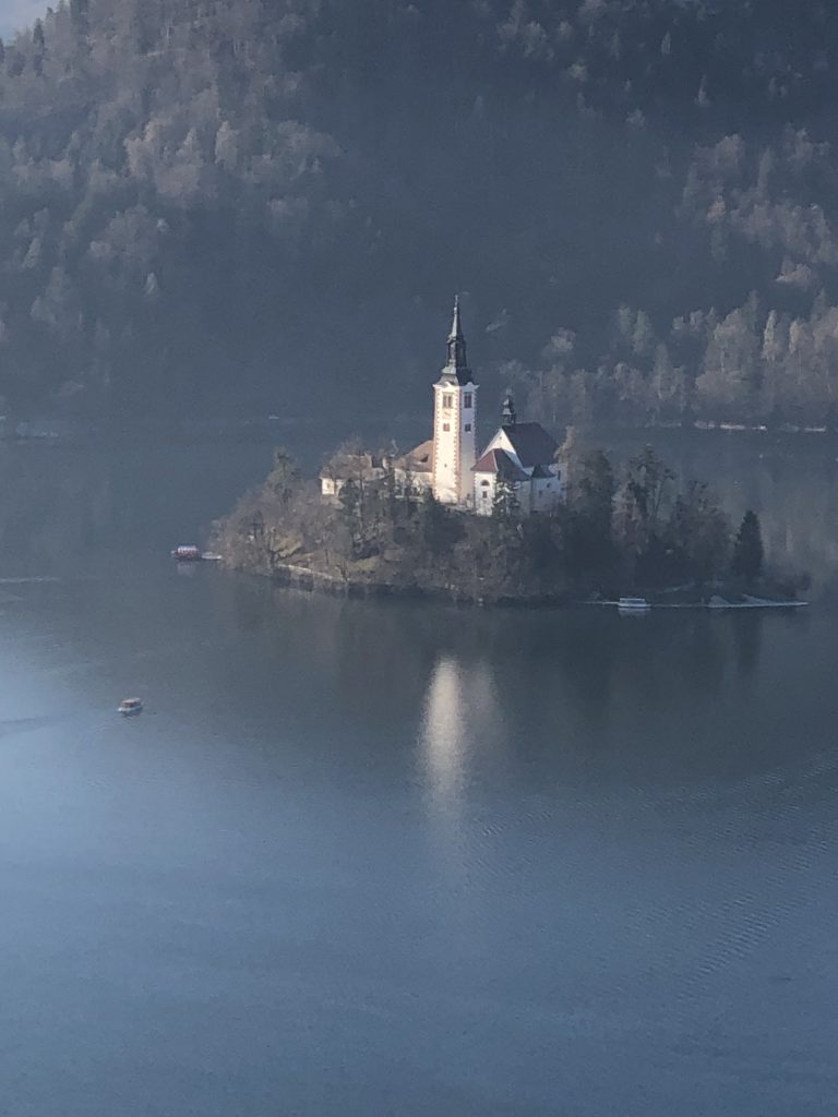 Bled Kalesinden Göl ve Kilise