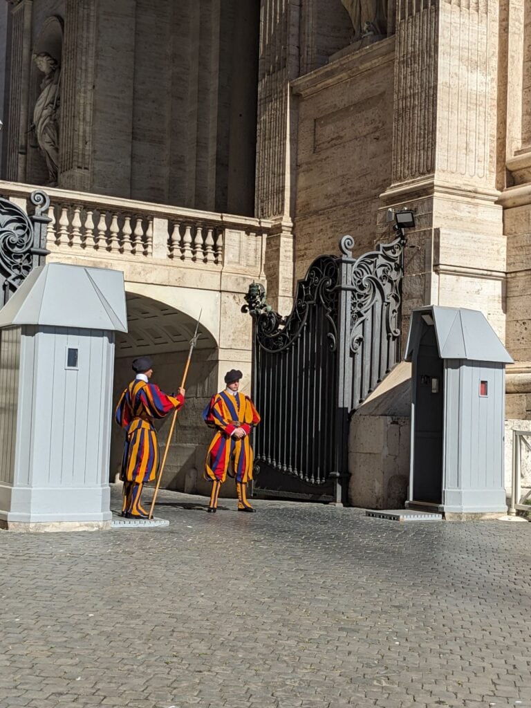 イタリア1人旅/女一人旅/南イタリア/ツアー参加/1人参加/ローマ自由行動/HISツアー/バチカン市国