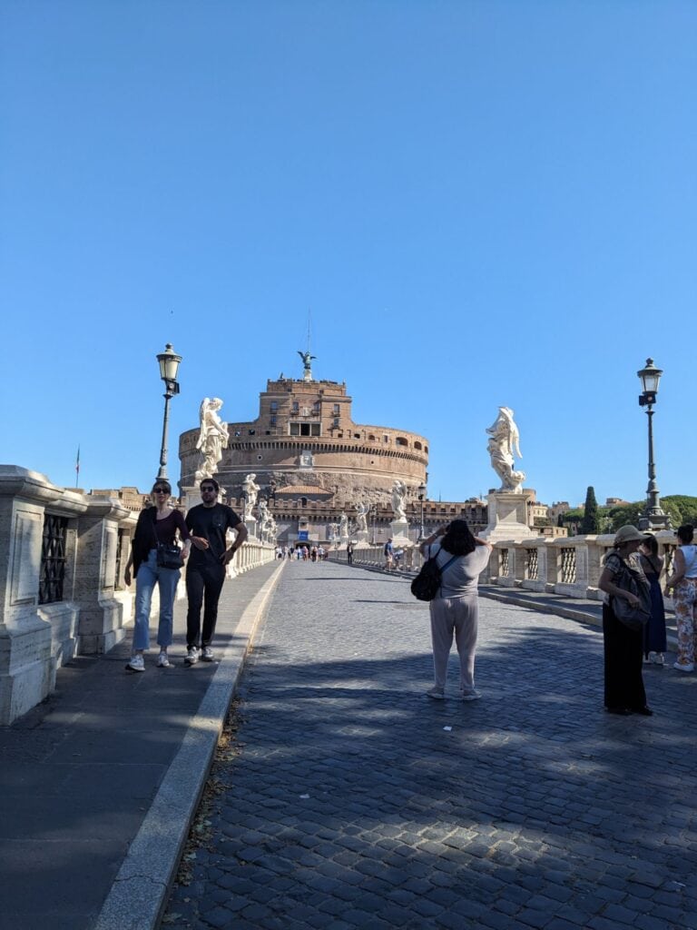 イタリア1人旅/女一人旅/南イタリア/ツアー参加/1人参加/ローマ自由行動/HISツアー/サンタンジェロ城/サンタンジェロ橋