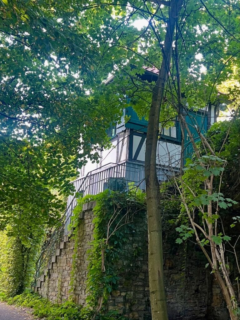 Das kleinste Studierendenwohnheim in Osnabrück in einem alten Wachturm (Foto: Joven Scholte Aalbes)