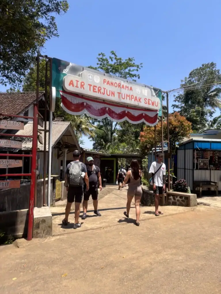 印尼瀑布Tumpak Sewu
