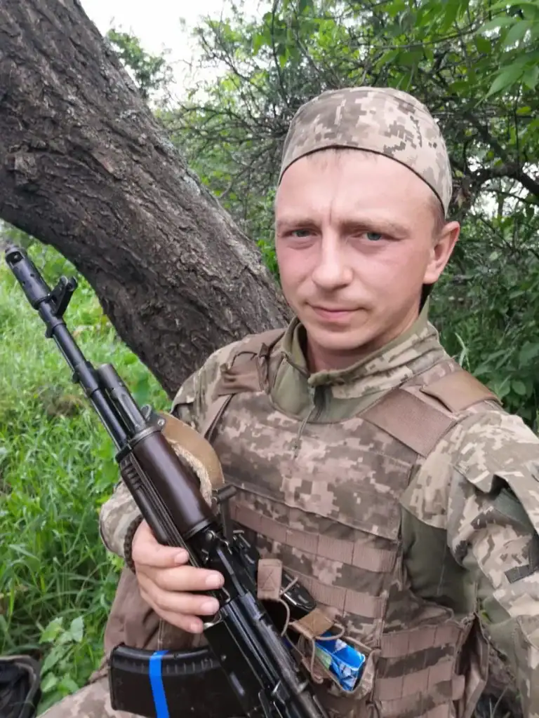 Командир гармати 27-ї артилерійської бригади Андрій Карпенко