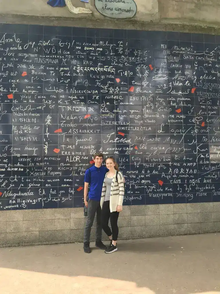 How to say I love you in different languages. I love you wall Paris France