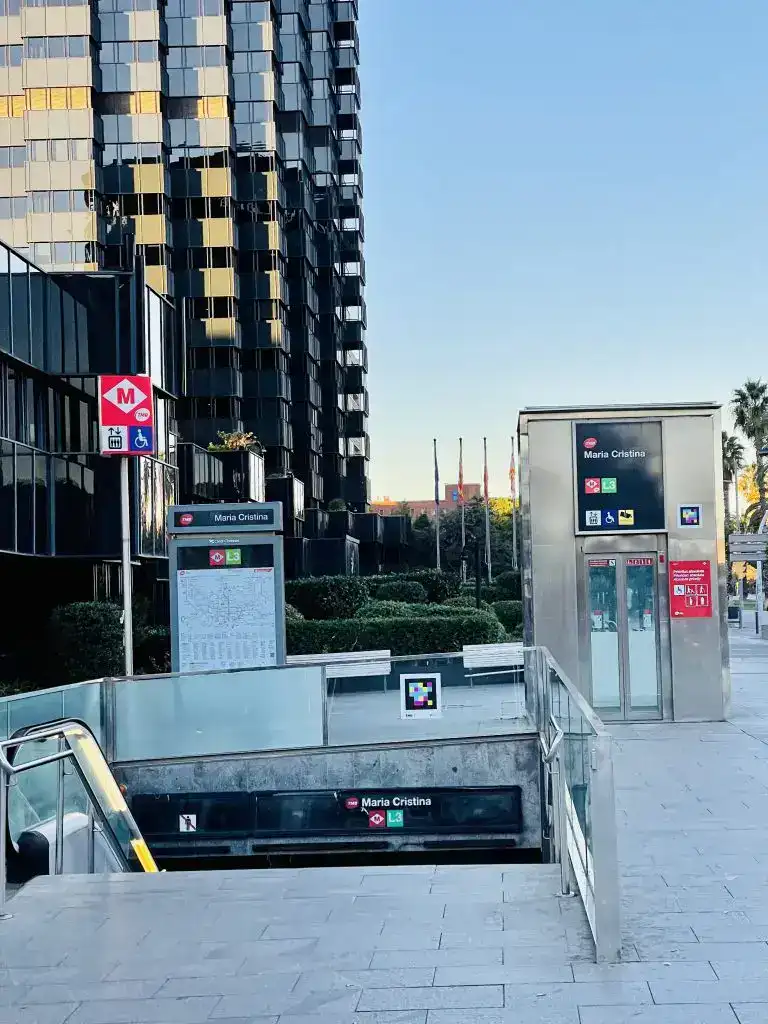 How to Use the Metro in Europe Metro Entrance