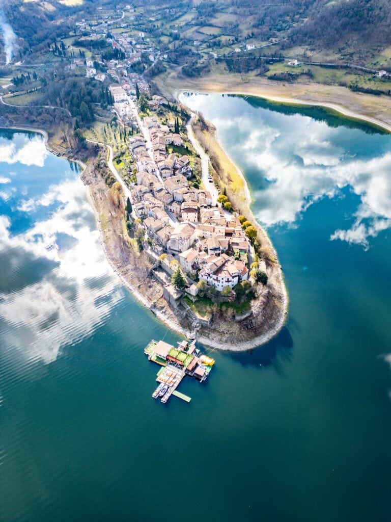 Il borgo di Colle di Tora in Sabina