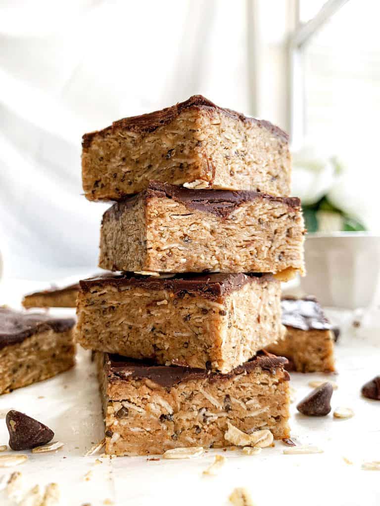 Healthy No Bake Peanut Butter Oatmeal Protein Bars