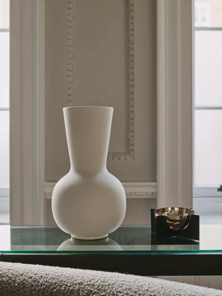 The-Mayfair-Mansion-By-Bergman-Interiors-Is-An-Example-Of-Pure-Contemporary-Luxury_4-768x1024 The-Mayfair-Mansion-By-Bergman-Interiors-Is-An-Example-Of-Pure-Contemporary-Luxury_4-768x1024 The Mayfair Mansion By Bergman Interiors Is An Example Of Pure Contemporary Luxury_4 bergman interiors The Mayfair Mansion By Bergman Interiors Is An Example Of Pure Contemporary Luxury The Mayfair Mansion By Bergman Interiors Is An Example Of Pure Contemporary Luxury 4 768x1024