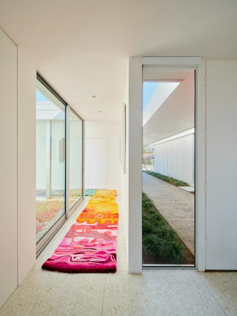 2-768x1024 2-768x1024 mid-century modern style Playful Whimsy Meets Mid-Century Modern Style Inside This 1960s Los Angeles Home 2 768x1024