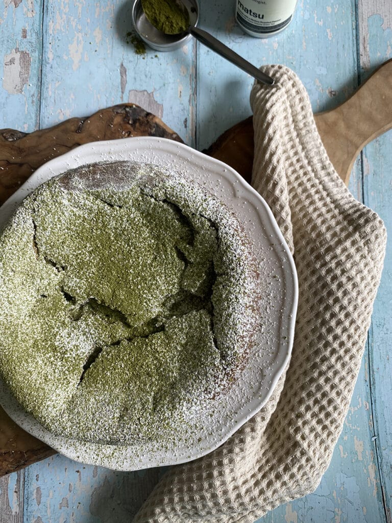 Matcha Sponge Cake Easy Dessert 1 matcha sponge cake