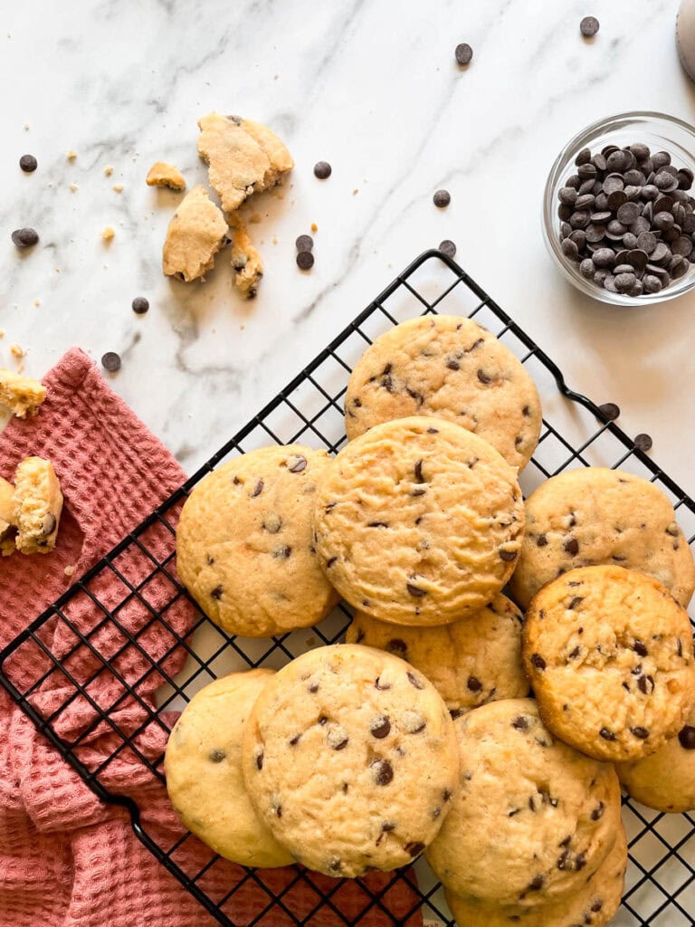 SUGAR COOKIE WITH CHOCOLATE CHIPS 4